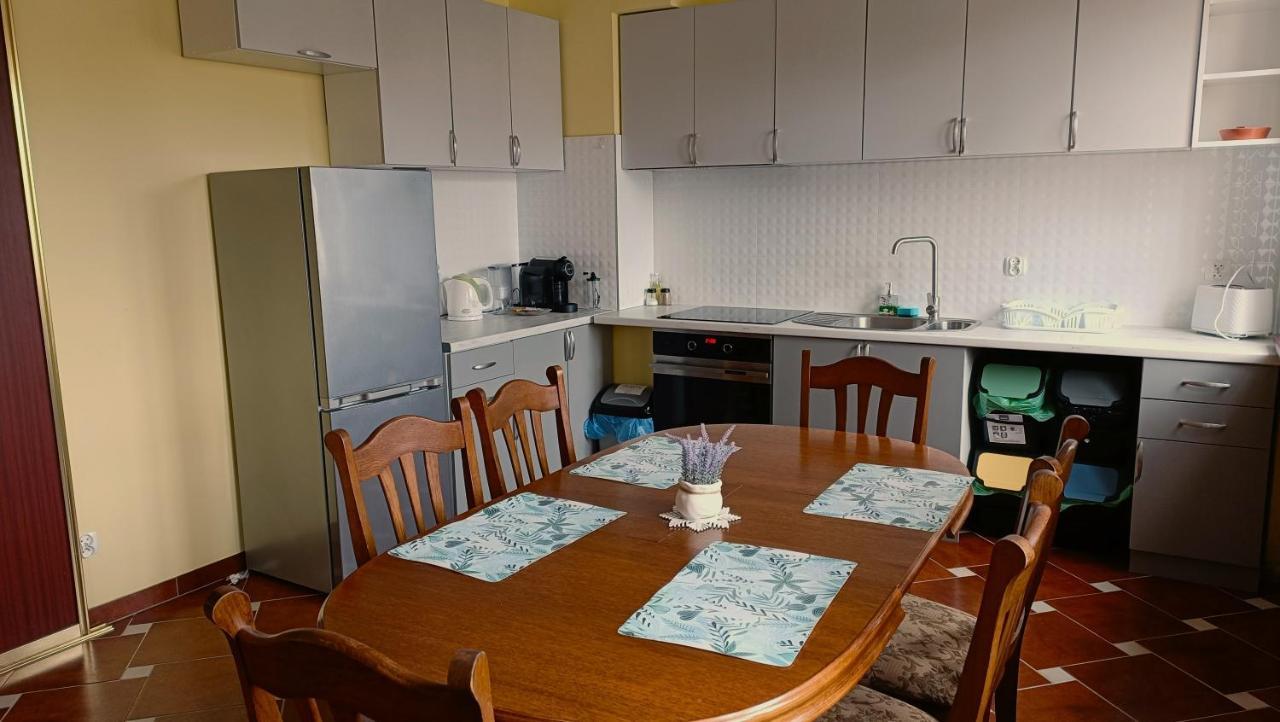Dom Wypoczynkowy Rybnicka - Apartamenty Gdynia Eksteriør billede